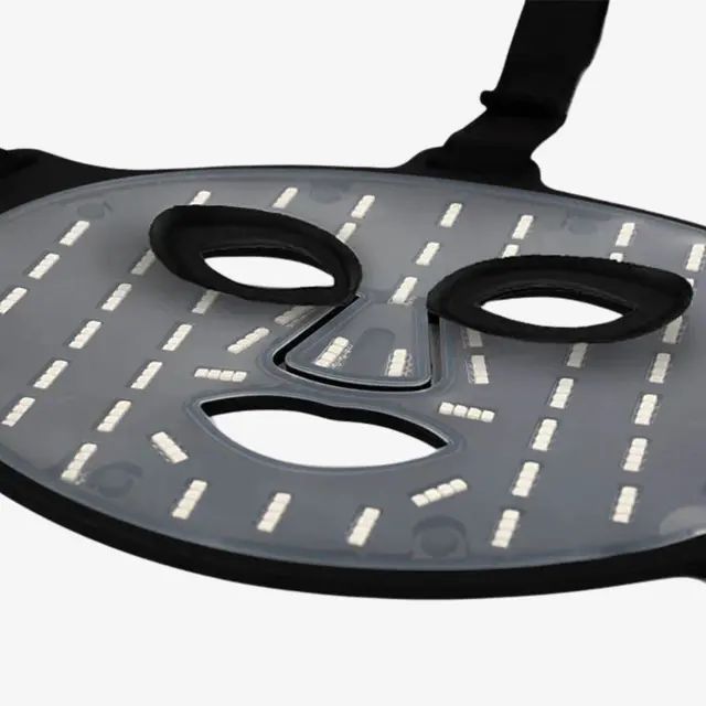 BON CHARGE red light face mask, image 2