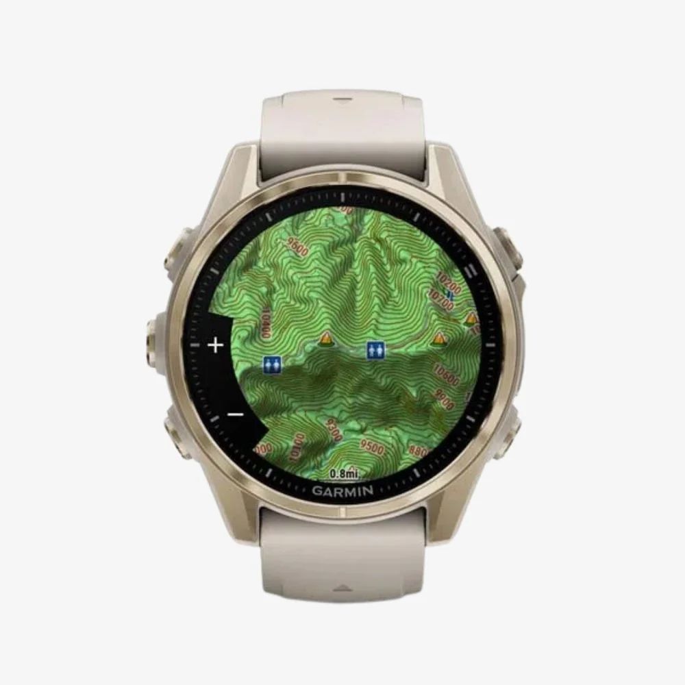 Garmin fenix 8 AMOLED Sapphire 43mm Soft Gold with Fog Grey/Dark Sandstone Silicone Band, image 2